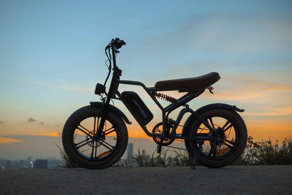 Why Choose an Electric Mountain Bike for Off-Road Trails