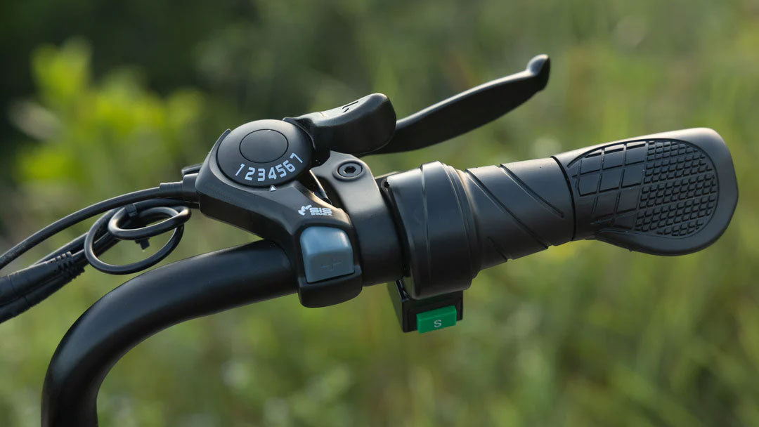 Twist Vs Thumb Throttle: Powering Your Adult E-Bike Adventures